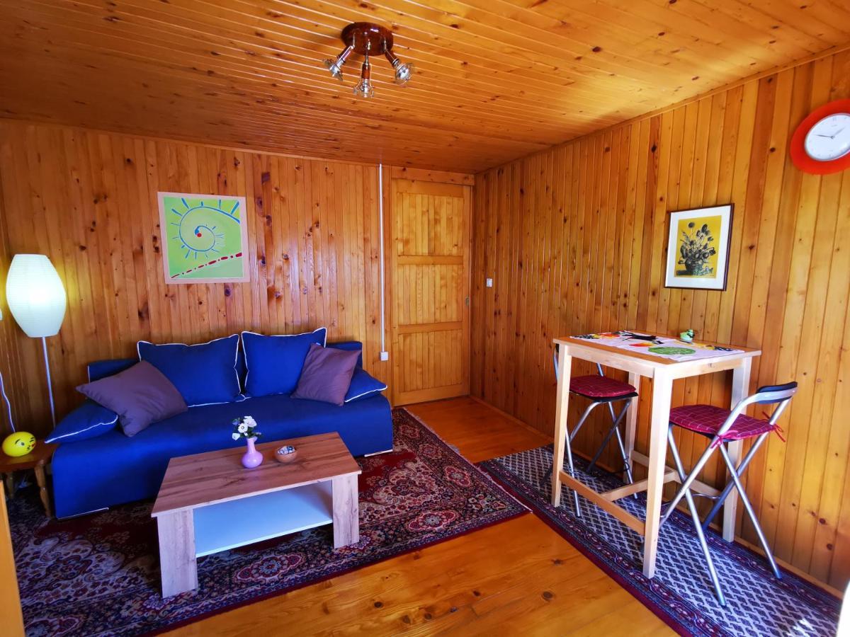 Merikotka - A Cozy Wooden Cottage, Slovenia Braslovce Bagian luar foto