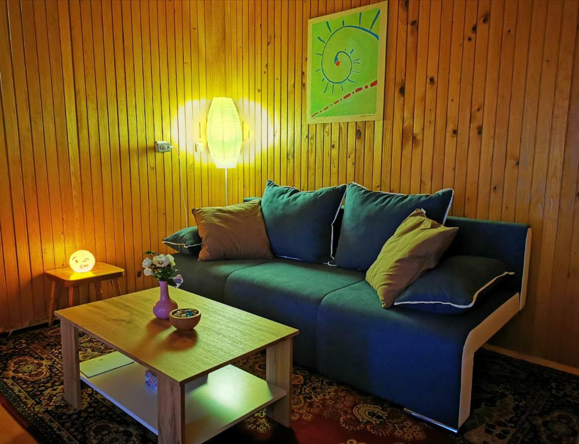 Merikotka - A Cozy Wooden Cottage, Slovenia Braslovce Bagian luar foto